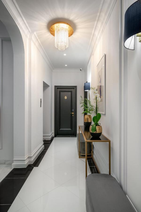 Praxitelous Luxury Suites Атина Екстериор снимка